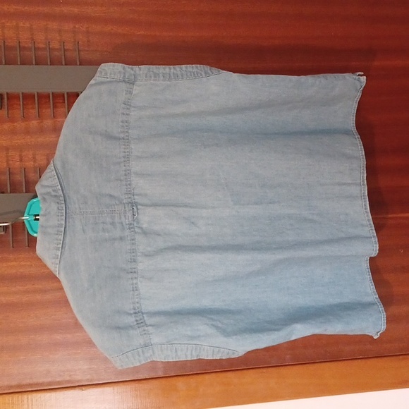 5 For $ 20 Sleeveless button down crop jean shirt blouse - Picture 4 of 15
